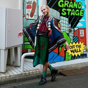 シモン／接客業