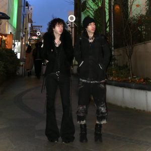 (L)Stazi／21／大学生・(R)Niki／21／大学生